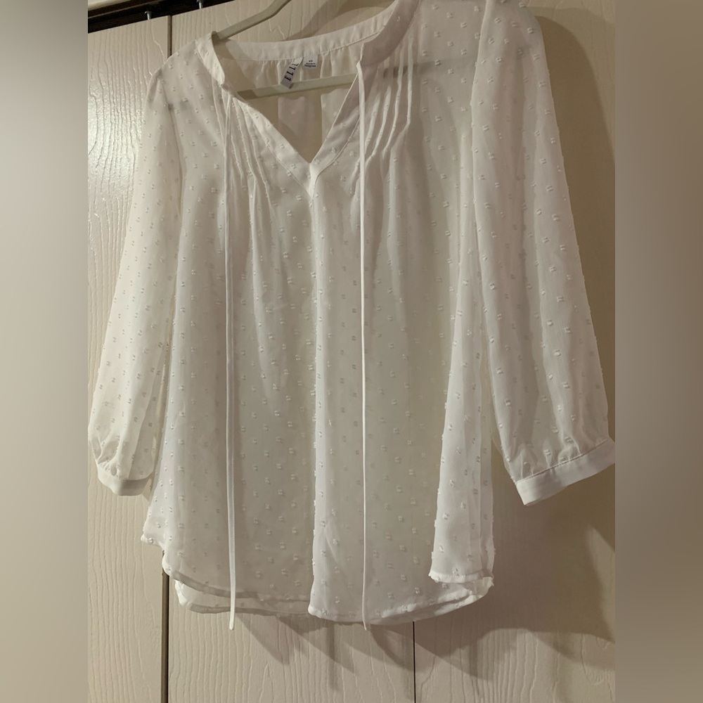 Elle White Textured Blouse